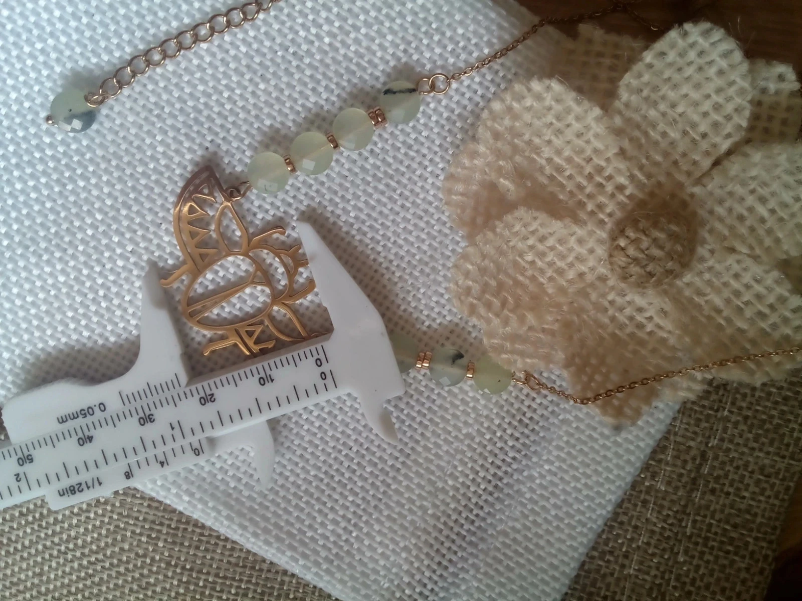 Collier scarabée égyptien en acier et perles de jade néphrite naturelles – photo 4